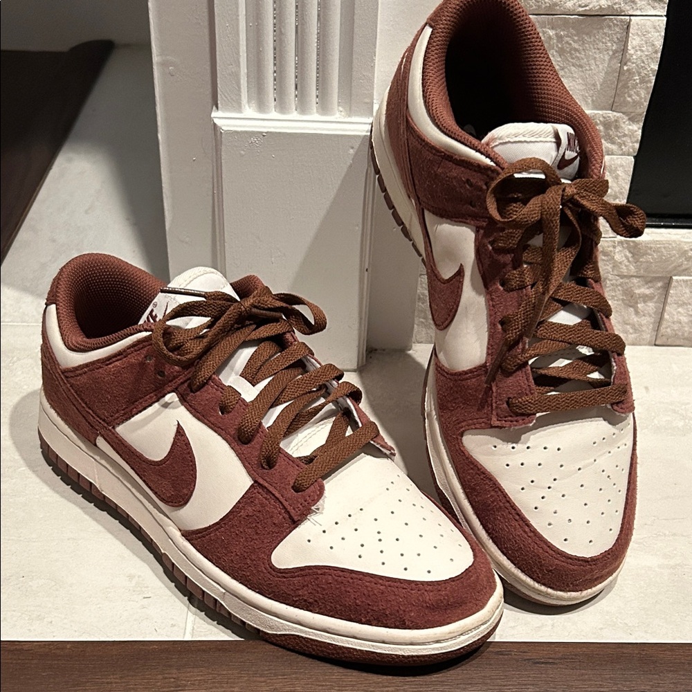 Nike Women’s White and Brown Dunk Sneakers